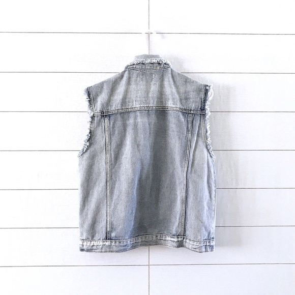 Forever 21 Blue Floral Embroidered Fray Denim Vest - Picture 7 of 8